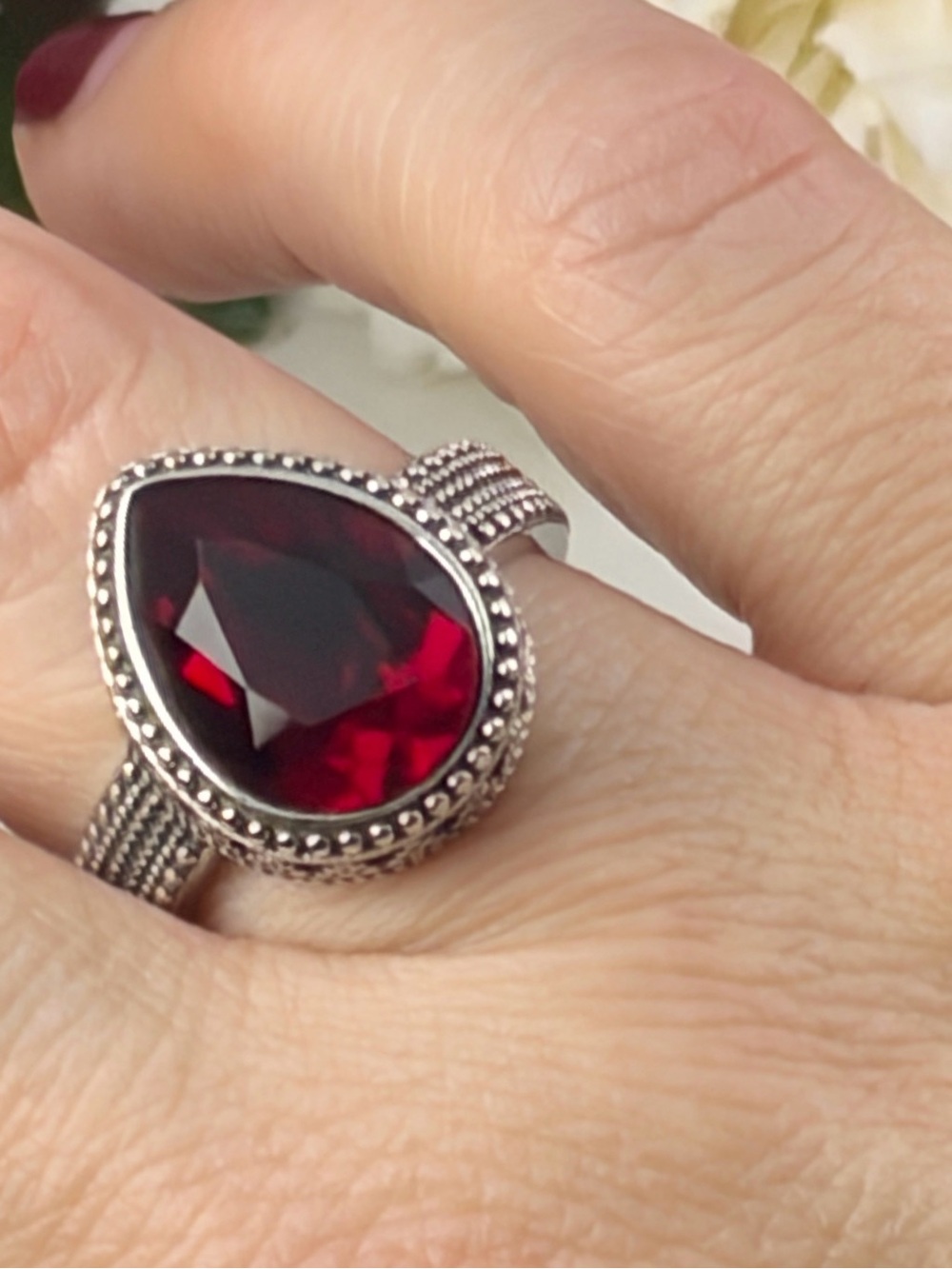 Vintage Sterling Silver 925 Red Garnet Ring Size 7 3/4 7.75 - Picture 3 of 10